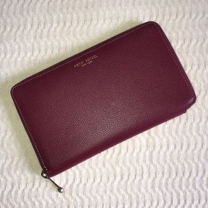 NEVER BEEN USED Henri Bendel Wallet